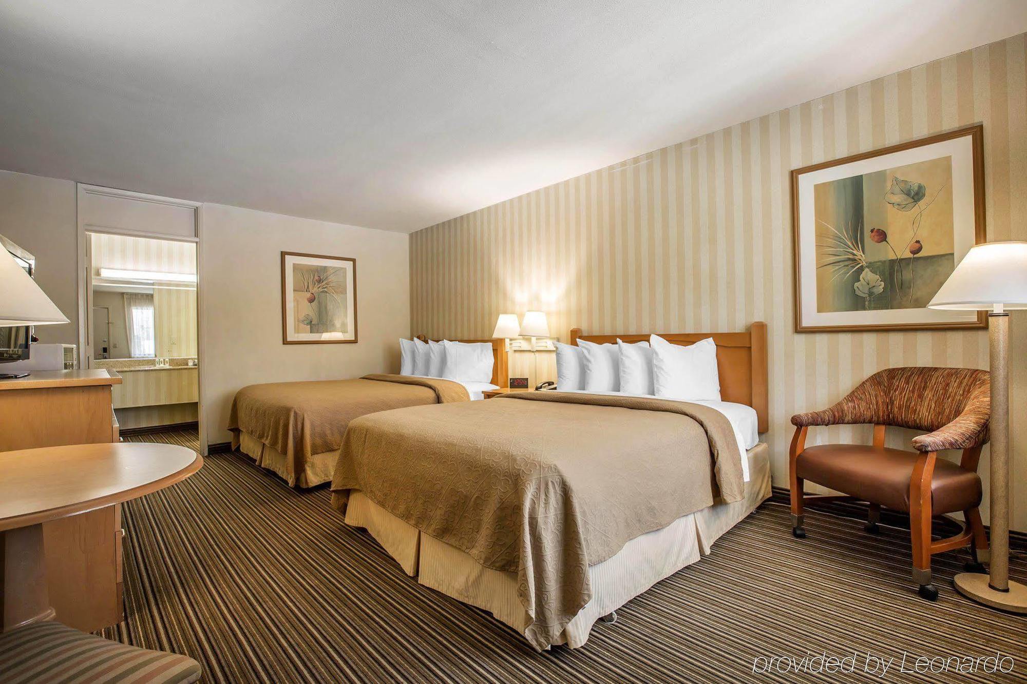 Travelodge By Wyndham פאלם ספרינגס חדר תמונה