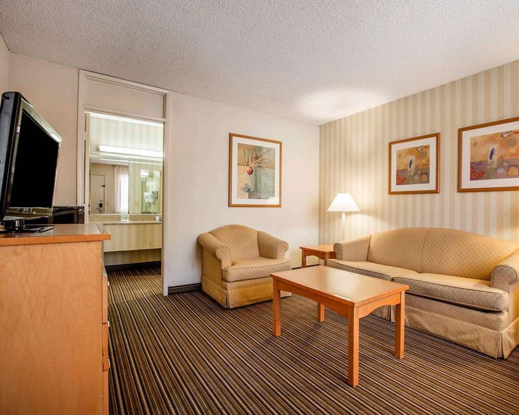 Travelodge By Wyndham פאלם ספרינגס חדר תמונה